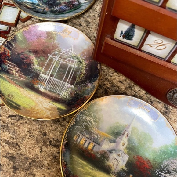 Thomas Kincade perpetual calendar with plates simpler times Christmas present pa - Picture 4 of 10